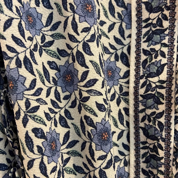 Max Studio Dress - Picture 4 of 4